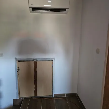 Apartman Kuca Za Odmor *