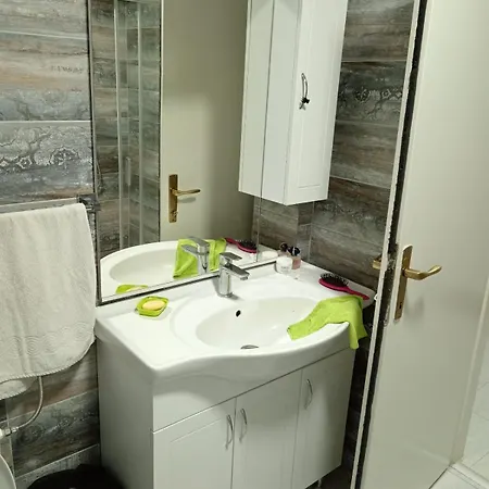 Διαμέρισμα Kuca Za Odmor *